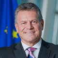 Maroš Šefčovič, Vicepresidente Esecutivo per il Green Deal Europeo, Relazioni Interistituzionali e Previsioni